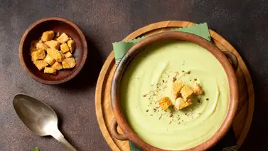 Comida fácil y saludable: crema de calabacín ideal para una cena o almuerzo ligero Comida fácil y saludable: crema de calabacín ideal para una cena o almuerzo ligero