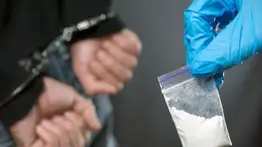 Se valió de su cargo en una organización benéfica para vender drogas: así sorprendieron a la traficante