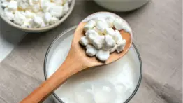 El kéfir y su poder para transformar la salud digestiva: el "oro blanco" de la nutrición