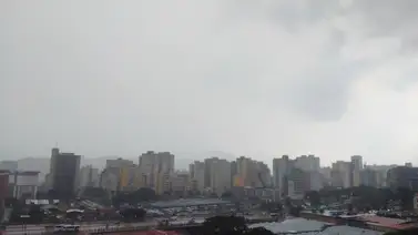 Reportan lluvias con vientos huracanados en Caracas: varias viviendas resultan afectadas Reportan lluvias con vientos huracanados en Caracas: varias viviendas resultan afectadas