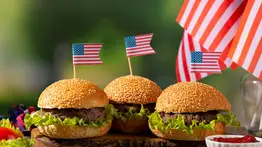 Sepa dónde comer gratis o con descuento por el "Día de los Impuestos" en EEUU