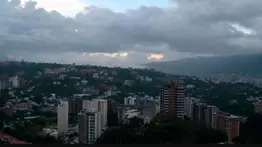 Inameh pronostica chubascos en Caracas y 12 estados del país para las próximas horas