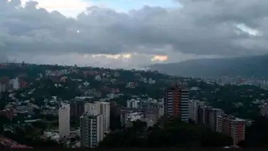 Inameh pronostica chubascos en Caracas y 12 estados del país para las próximas horas Inameh pronostica chubascos en Caracas y 12 estados del país para las próximas horas