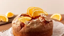 Paso a paso para elaborar un bizcocho de naranja: te sorprenderás con una forma distinta de usar la fruta