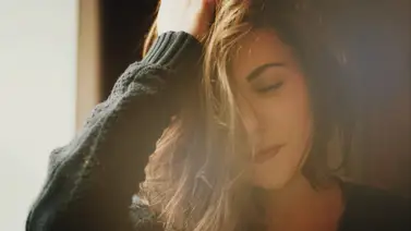 Cuida tu melena y alísala con este ingrediente de cocina que hidrata desde la raíz: sorpréndete desde el primer día Cuida tu melena y alísala con este ingrediente de cocina que hidrata desde la raíz: sorpréndete desde el primer día