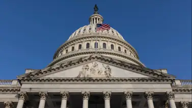 Senado de EEUU rechaza limitar poderes de Donald Trump para ordenar ataques contra Irán Senado de EEUU rechaza limitar poderes de Donald Trump para ordenar ataques contra Irán