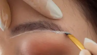 El secreto de la mirada equilibrada: experta en vello revela la clave para lograr una ceja armónica El secreto de la mirada equilibrada: experta en vello revela la clave para lograr una ceja armónica