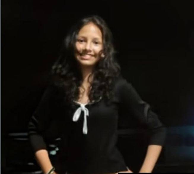 Tragedia en el Urbanismo Hugo Chávez: quinceañera murió tras ser impactada por un rayo y otros tres menores están heridos Tragedia en el Urbanismo Hugo Chávez: quinceañera murió tras ser impactada por un rayo y otros tres menores están heridos