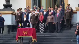 216 años de libertad: realizan actos del 19 de abril en el Panteón Nacional