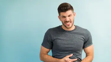 Bebida natural rica en propiedades antiinflamatorias y antioxidantes que limpian el hígado Bebida natural rica en propiedades antiinflamatorias y antioxidantes que limpian el hígado