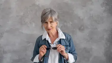 ¿Cometes estos errores?: Hábitos que pasan desapercibidos y hacen que tus canas se vean amarillas ¿Cometes estos errores?: Hábitos que pasan desapercibidos y hacen que tus canas se vean amarillas