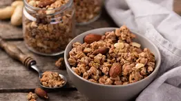 ¡Listo en 20 minutos!: Receta para elaborar granola de chocolate casera sin perder ni un segundo de tu tiempo 