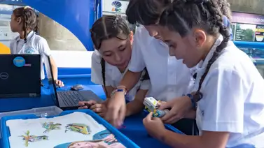 ¡El futuro se construye en Caracas! Jóvenes se miden en el III torneo intercolegial de robótica ¡El futuro se construye en Caracas! Jóvenes se miden en el III torneo intercolegial de robótica