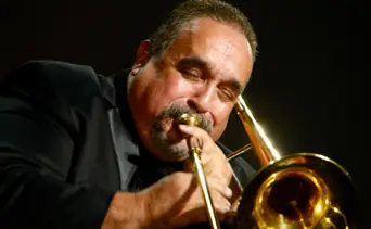 La Dimensión Latina y la Sinfónica Ayacucho rendirán tributo a Willie Colón en Bello Monte