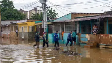 Alerta en Maracaibo: intensas lluvias causan inundaciones y daños este 25 de abril Alerta en Maracaibo: intensas lluvias causan inundaciones y daños este 25 de abril