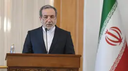 Canciller iraní se va de Pakistán sin esperar a los enviados de Trump