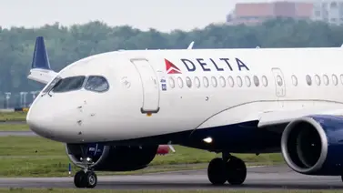 A 30 minutos del aterrizaje: emergencia en vuelo de Delta Air Lines moviliza asistencia médica A 30 minutos del aterrizaje: emergencia en vuelo de Delta Air Lines moviliza asistencia médica