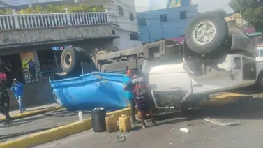 Choque múltiple en la parroquia Sucre: un camión cisterna involucrado Choque múltiple en la parroquia Sucre: un camión cisterna involucrado