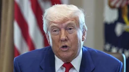Trump reconoce que los aranceles harán subir los precios: Los niños podrían recibir 2 juguetes en lugar de 30