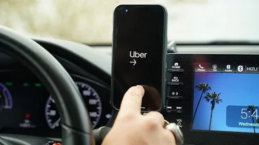 Uber ofrece viajes gratuitos para bailes de graduación: así puede reservar el servicio