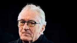 Robert de Niro sobre la transición de su hija: “Quise y apoyé a Aaron como mi hijo, y ahora quiero y apoyo a Airyn como mi hija"