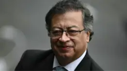 Gustavo Petro revela que fue sometido a una cirugía facial: "era una masa que pudo ser maléfica"