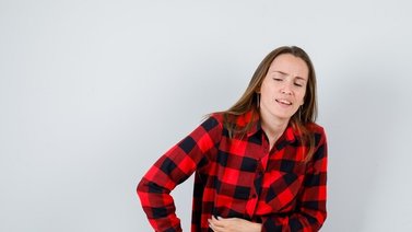 Se confunde con quistes de ovarios: la apendicitis se puede ocultar en estos síntomas