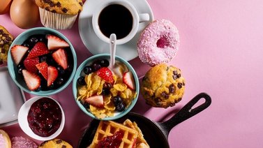 Meriendas sencillas y baratas: descubre 3 postres que puedes realizar con pocos ingredientes