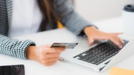 2001ONLINE - ESTADOS UNIDOS - PAGO ATRASADO CRÉDITO
