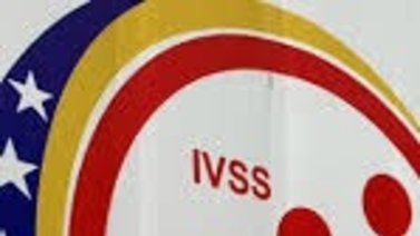 Redes sociales del IVSS para obtener información oficial sobre pagos y programas de salud: incluye código QR