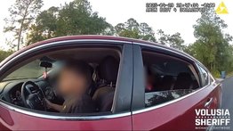 Agentes de Florida detienen a un niño que participaba en una carrera ilegal de autos: llevaba otros dos menores