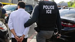 Persiguen a repartidores "delivery": alertan sobre redadas del ICE en Washington