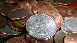 Conoce las 4 monedas más raras de los años 80: pueden valer hasta $3.500