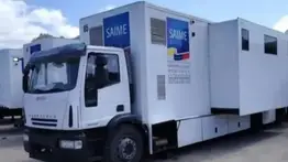 A dos cuadras de esta estación del metro hay un trailer del Saime para renovar la cédula: brinda atención hasta las 3 de la tarde