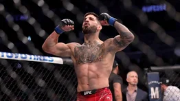 Topuria confirma su próximo rival: está entre Oliveira y Makhachev