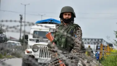 India acusa a Pakistán de violar acuerdo anunciado por Trump: " Unidades de defensa aérea acaban de activarse" India acusa a Pakistán de violar acuerdo anunciado por Trump: " Unidades de defensa aérea acaban de activarse"