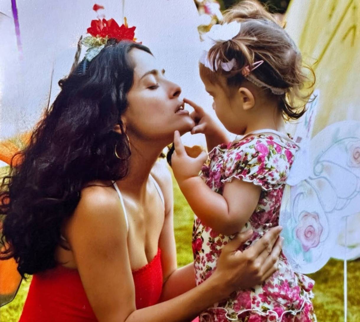 Día de las Madres 2025: las artistas latinas llevan con orgullo el rol más importante de sus vidas 