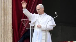 León XIV: primer mensaje del papa en la plaza San Pedro este 11 de mayo