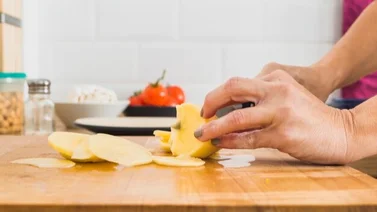 Tres cortes de papa que te harán quedar como toda una experta de la cocina 