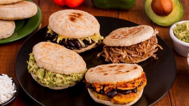 Aprende a preparar en pocos pasos arepas suaves y esponjosas: el secreto está en el agua