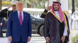 Estados Unidos suspende sanciones a Siria: Trump quiere "darles una oportunidad de grandeza"
