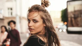 ¿Nuevo look? Esto debes tener en cuenta antes de cortarte el flequillo