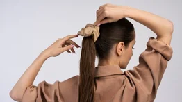 Alisa tu cabello mientras duermes: un método sencillo y milagroso para el hogar