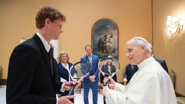 Visita tenística al Vaticano: Sinner se reúne con el Papa León XIV