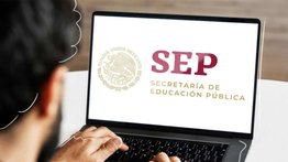 Comenzó la entrega de ayuda para uniformes de estudiantes en México: requisitos