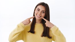 Sin ir al odontólogo: sorprendente receta casera para blanquear tus dientes