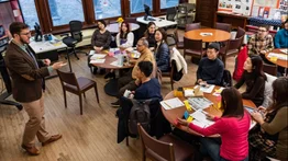 Universidades y community colleges gratis en Nueva York: pueden estudiar adultos hasta los 55 años