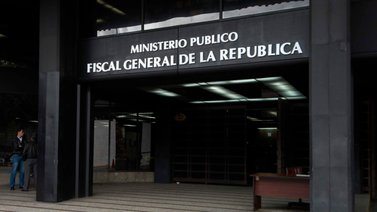 Cinco empleados de una empresa emitían facturas fraudulentas para obtener ganancias: también sustraían mercancía