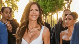 Lauren Sánchez celebra despedida de soltera en París con Eva Longoria y Katy Perry