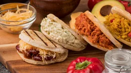 Ni reina pepiada ni dominó: los tres rellenos de arepas más fáciles de preparar